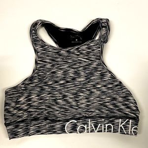 Medium Calvin Klein Performance sports bra